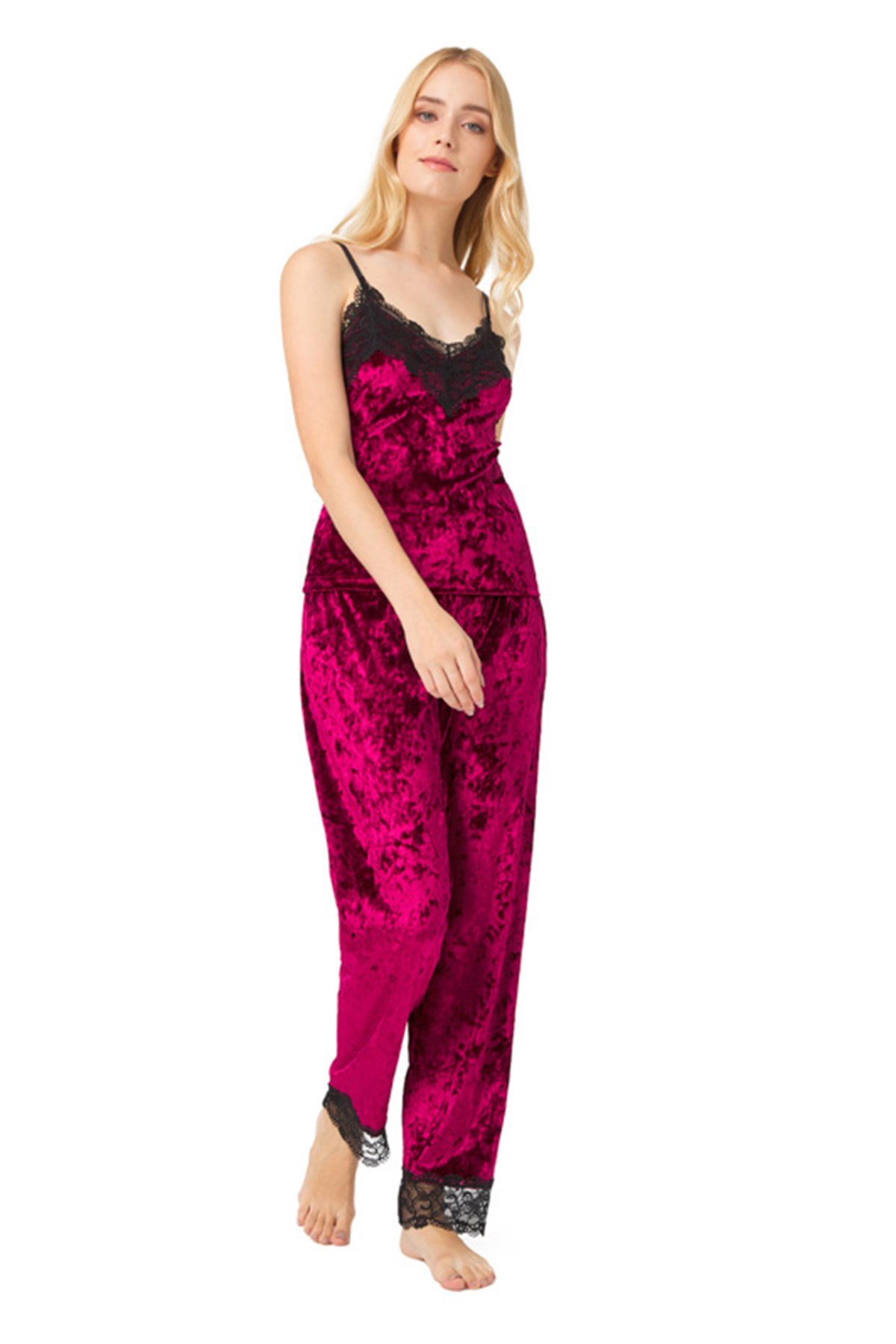 Vişne Dantel Detaylı Kadife Kadın Pijama Takımı